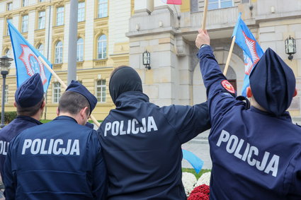 Rząd dosypie budżetówce. Rusza wyścig po dodatkową kasę