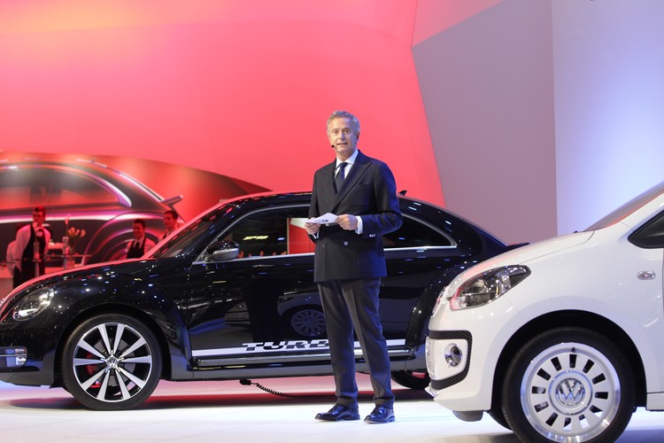 Salon samochodowy w Bolonii