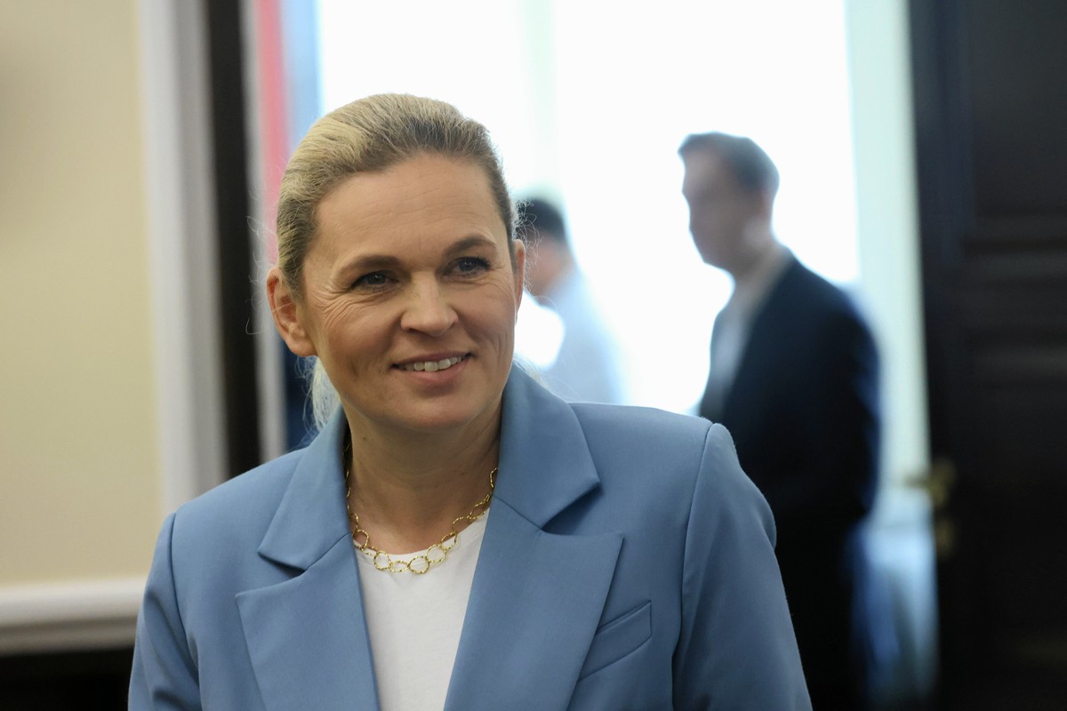 Podwyżki dla nauczycieli. ZNP o "nagłej akceptacji" projektu