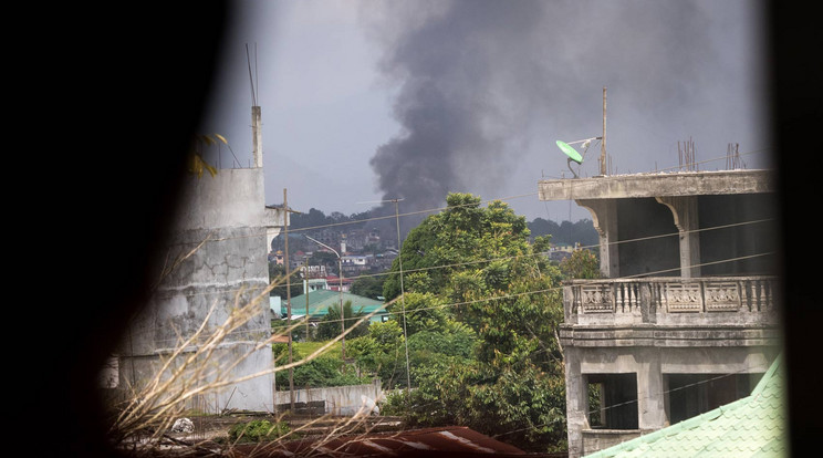Összecsapások Marawi városánál / Fotó: AFP