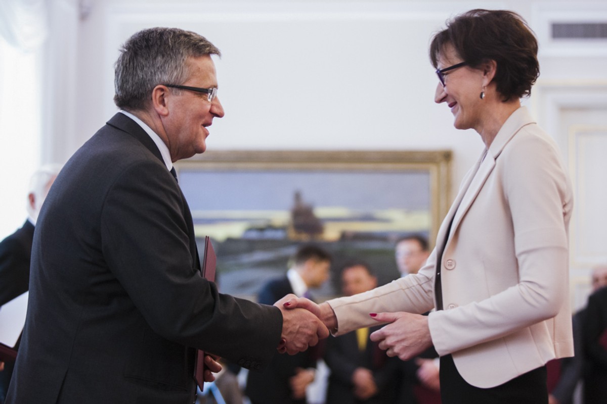 Prezydent Bronisław Komorowski i redaktor naczelna "Dziennika Gazety Prawnej" Jadwiga Sztabińska