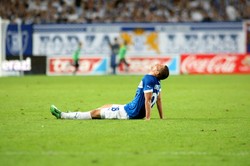 Raperzy z Poznania zbluzgali piłkarza, który odszedł do Legii. WIDEO