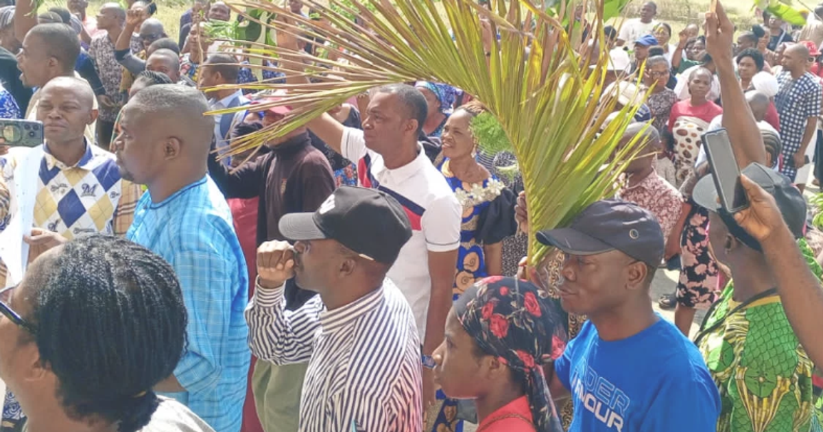 Rufus Giwa polytechnic staff protest over 11 months unpaid salaries - Vimarsana News