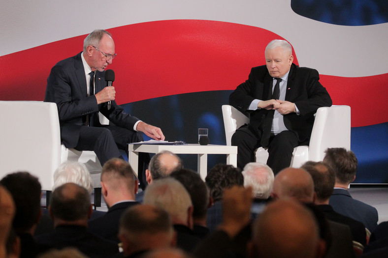 Jarosław Kaczyński podczas serii pytań i odpowiedzi