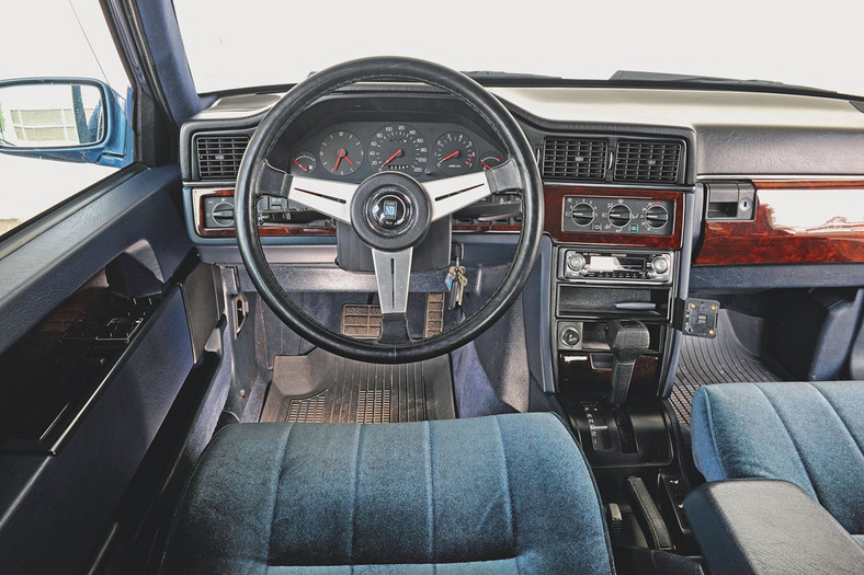 Volvo 760 GLE