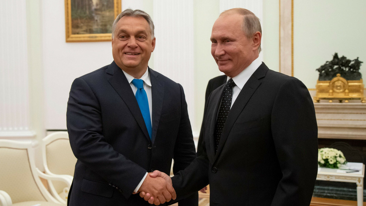 Węgry chwalą się umową z Rosją. Gaz już do nich płynie