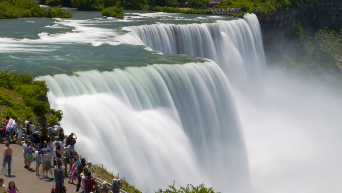 Wodospad Niagara bez wody. Zostanie "wyłączony" na kilka miesięcy