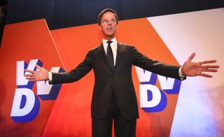 Holenderski model wystawiony na próbę