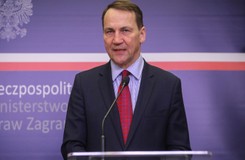 'Kreatywne rozwiązanie' ws. reparacji wojennych od Niemiec. Sikorski: Sprawa została zamknięta