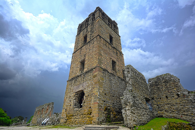 Ruiny katedry w Starej Panamie
