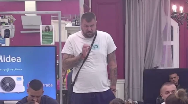 "UNOSILI SU TE KAO TROSED, PADALA SI U TOALETU" Janjuš jezivim uvredama sravnio Kačavendu sa zemljom, isplivale mračne tajne sa žurki