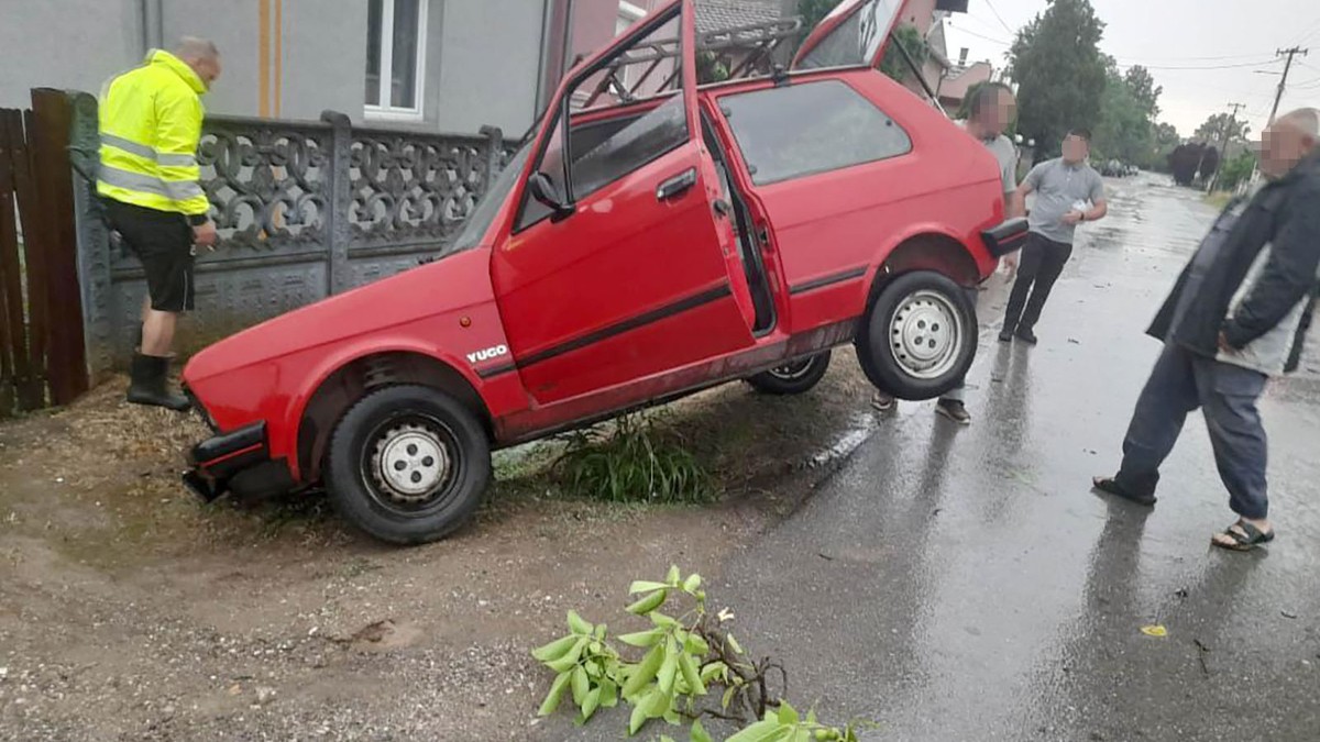 Nezgoda tokom nevremena u Obrežu kod Varvarina 