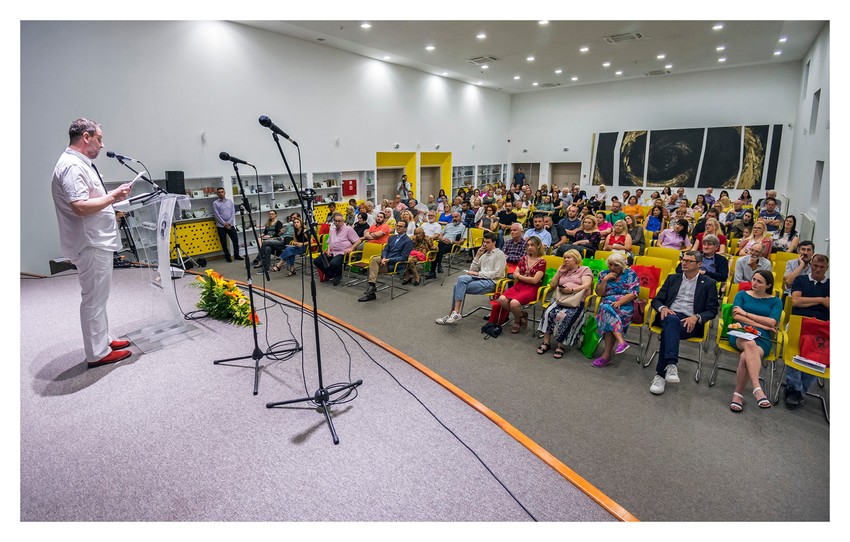 Gradska biblioteka Čačak