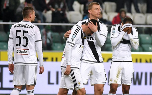 Lotto Ekstraklasa: Wstyd, wstyd, wstyd! Legia dostała srogie lanie od ostatniej drużyny w tabeli