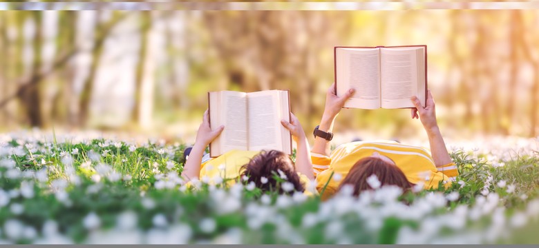 Kto tak pięknie pisał o miłości? QUIZ dla romantyków i moli książkowych. 7/12 to już świetny wynik