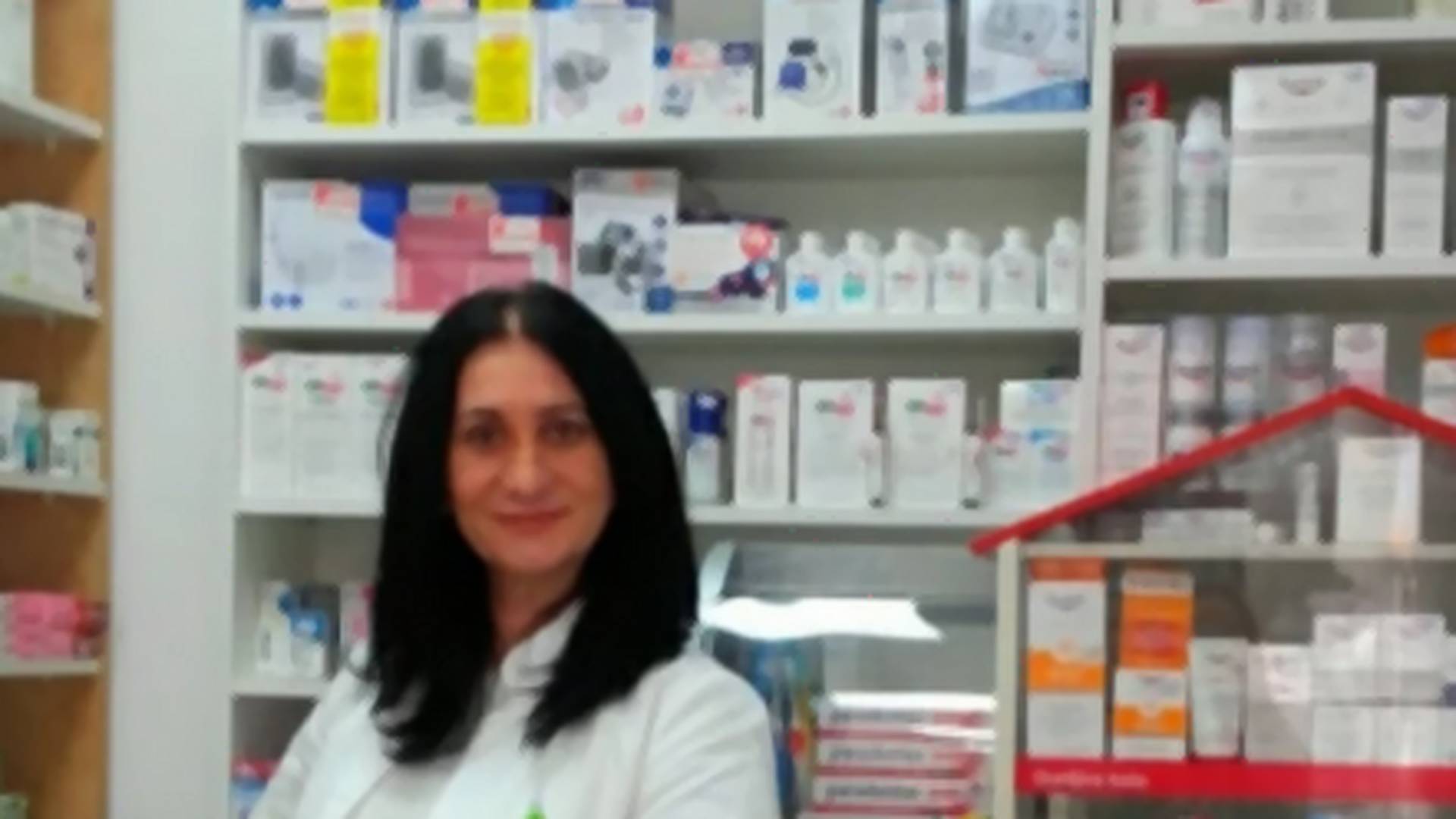 Sunčica je apotekarka iz Beograda i zbog jednog gesta aplaudira joj cela Srbija