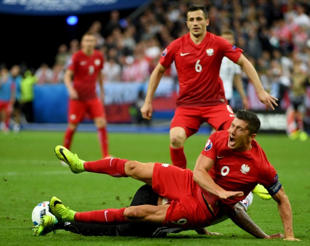 Nawałka dokona trzech zmian w składzie na Ukrainę