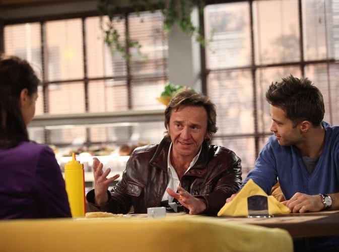 'Reguły gry' to kolejny serial oparty na amerykańskim formacie. Orginał cieszy się w USA dużą popularnością. Czy Paweł Wilczak, Maciej Zakościelny i Julia Kamińska zdołają podbić serca polskiej publiczności?