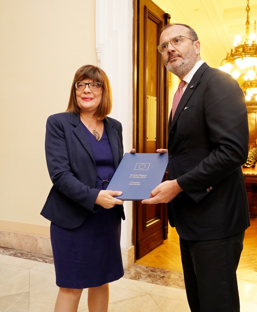 Izveštaj o napretku Srbije uručen je i predsednici Skupštine