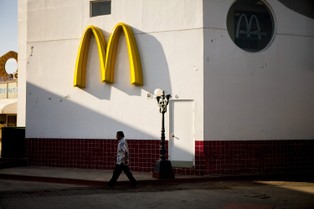 McDonald’s modernizuje się. Ceną za to jest utrata pracowników