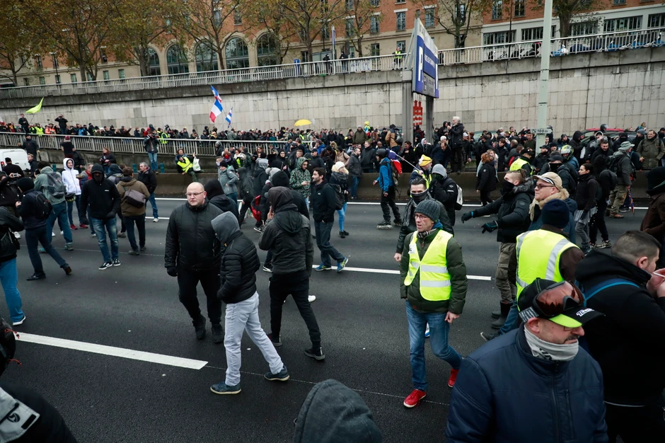 Žuti prsluci protest