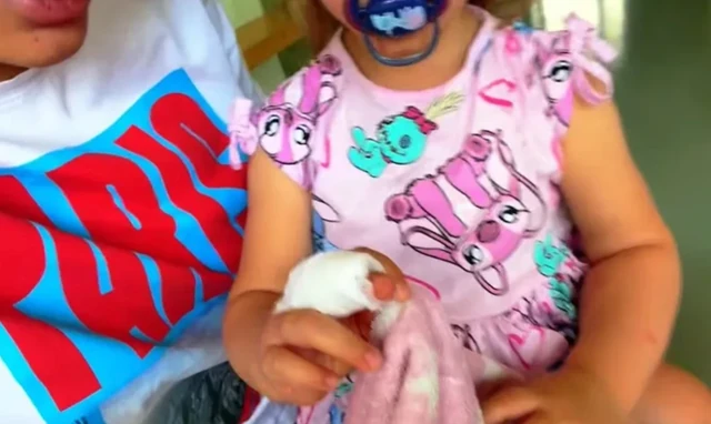 UŽAS NA PUTOVANJU! Luna Đogani hitno potražila pomoć za ćerku u Turskoj - oglasila se i otkrila u kakvom je stanju: "STAVILI SU ZAVOJ, MORAMO DA PAZIMO"