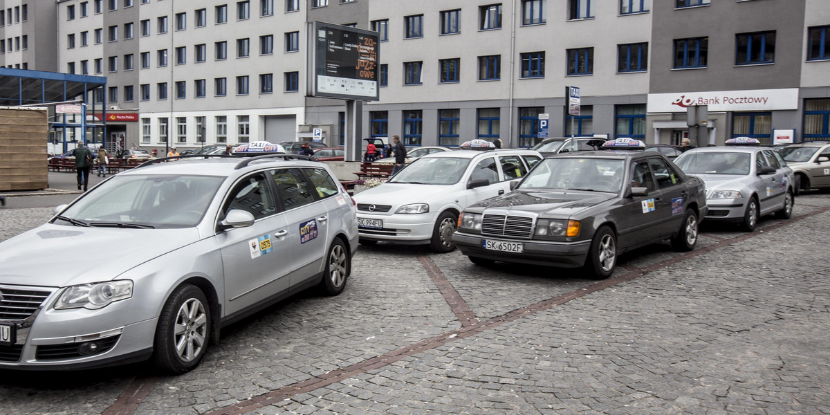 Radni PiS chcą utrudnić działalność firmie Uber