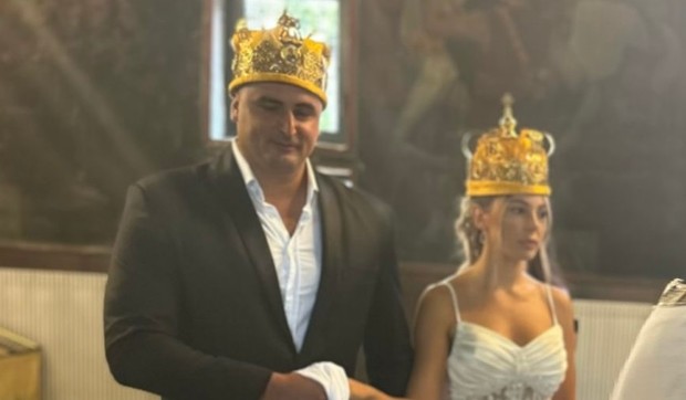 Alen i Maja Hadrović se venčali u crkvi