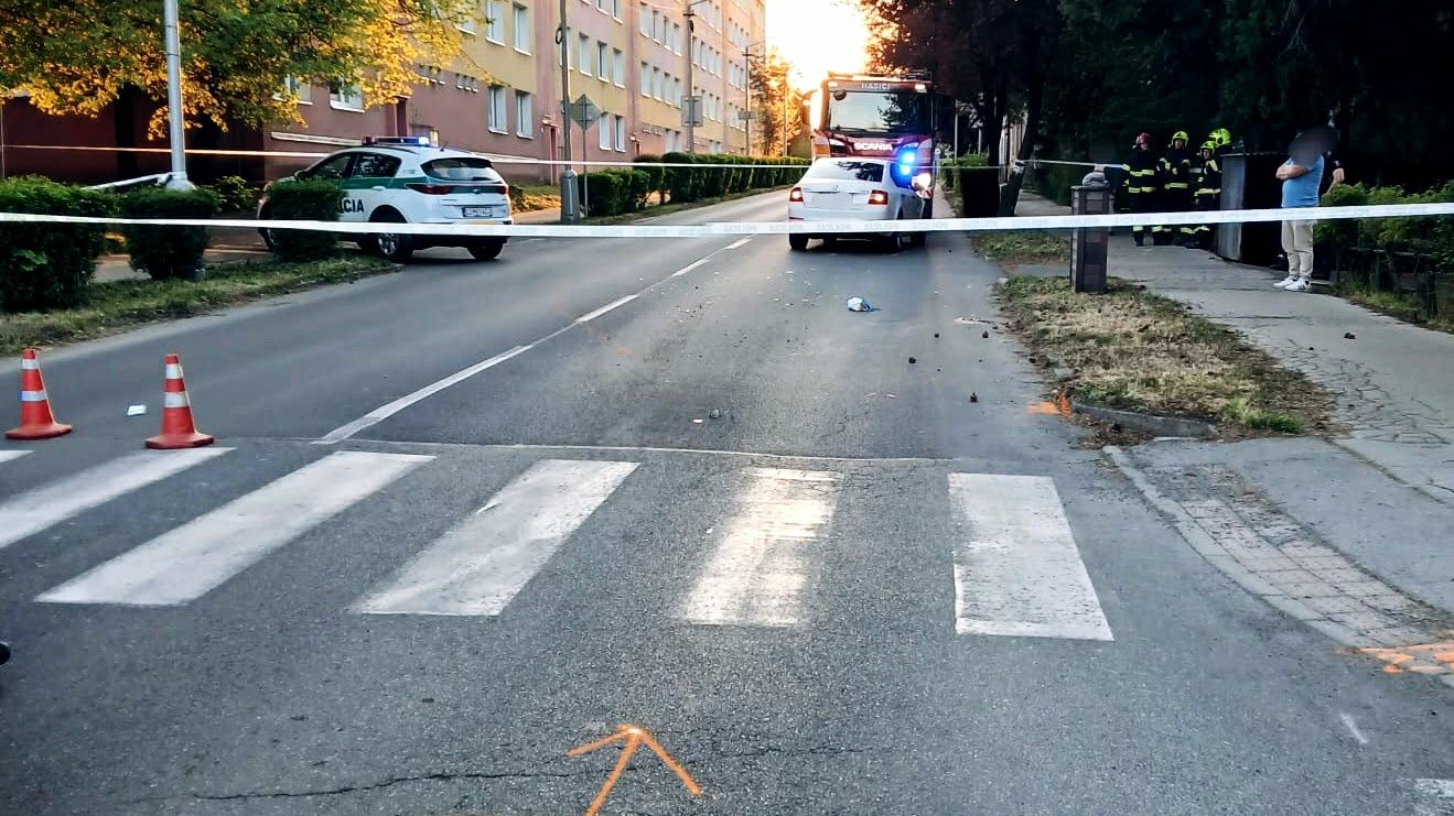 Priechod pre chodcov v Lučenci po dopravnej nehode