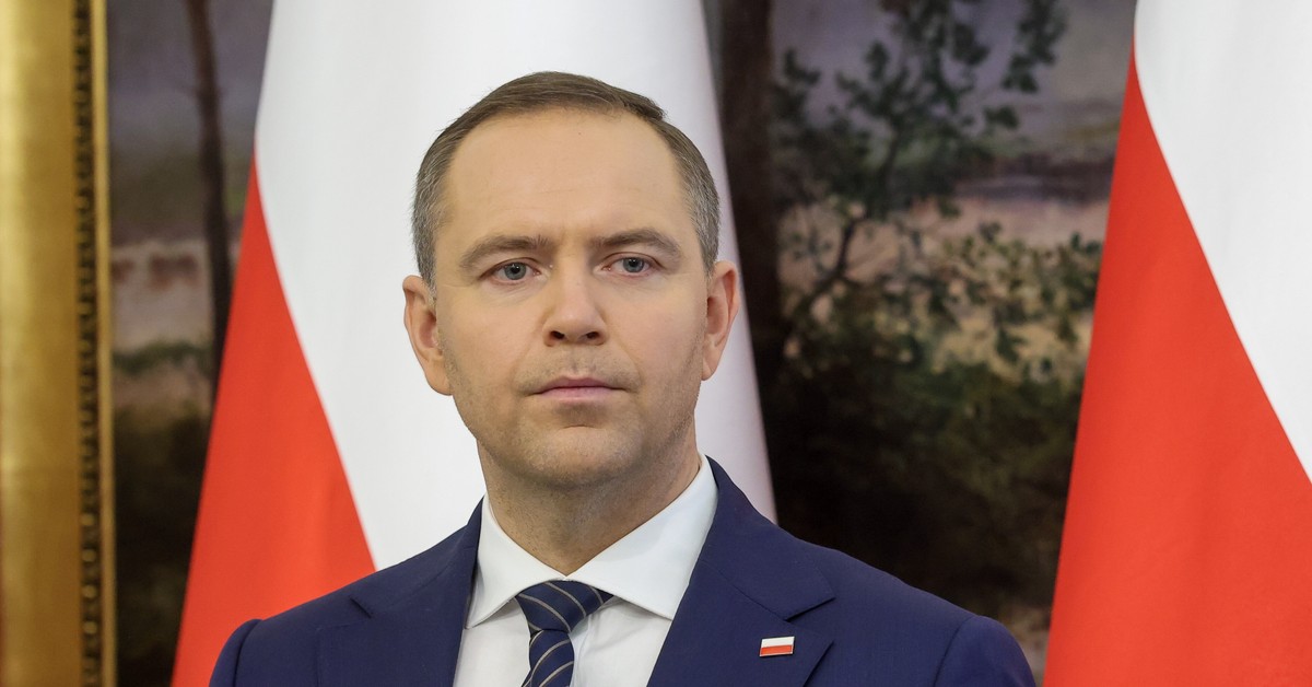 Nowy prezydent Karol Nawrocki, stare problemy