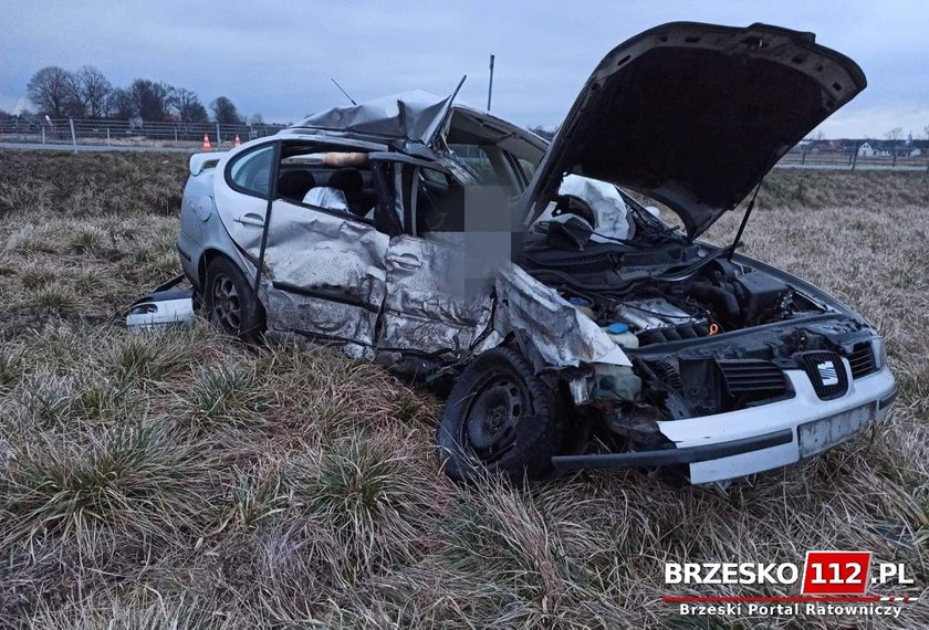 Tragiczny wypadek w Niedzieliskach. Jedna osoba nie żyje, 2 w ciężkim stanie