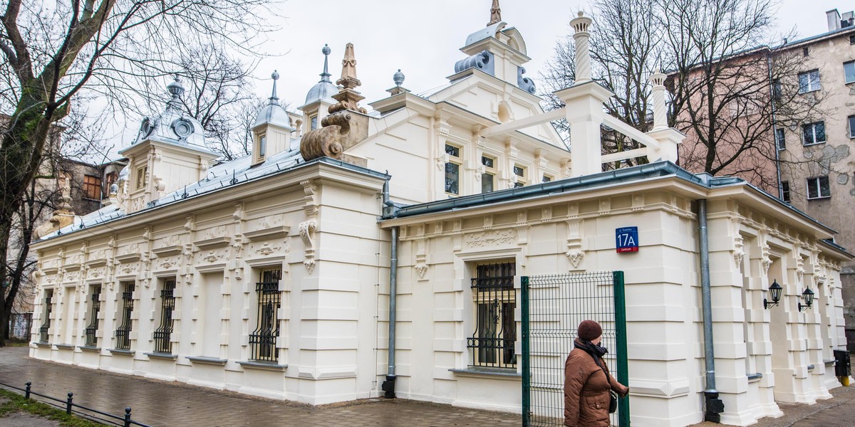 Dom Otto Gehliga przy Tuwima w Łodzi po rewitalizacji. Uratowane polichromie