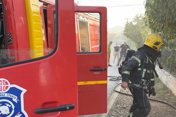 ŽENA BACILA VREO TIGANJ, PA IZAZVALA POŽAR Neviđena drama u 