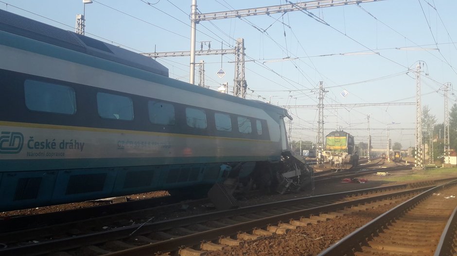 Zderzenie Pendolino z lokomotywą (zdj. @hzsmsk)