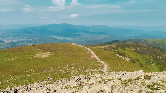 Widok z Babiej na Pilsko i Romankę