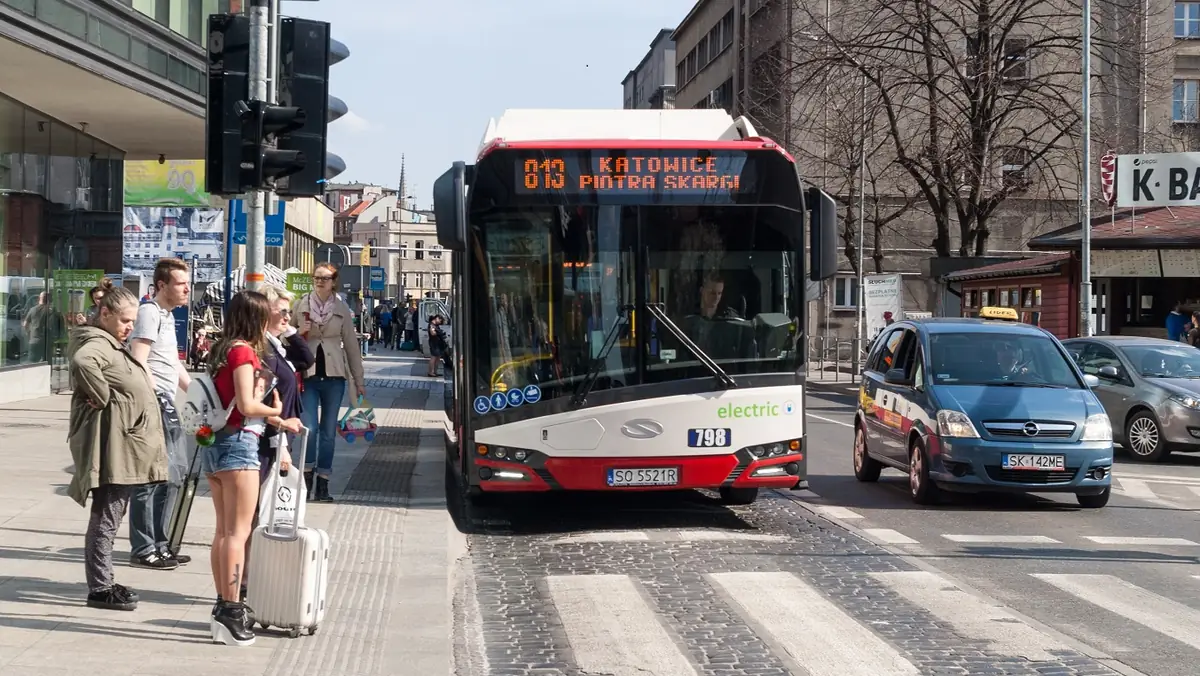 Afera autobusowa na Śląsku. UOKiK podejrzewa zmowę - zdjęcie ilustracyjne