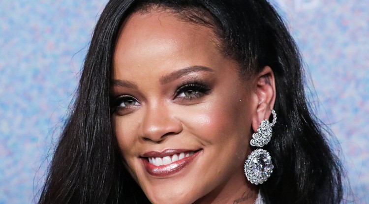 Rihanna megmutatta mekkora szerelemben él milliárdos párjával