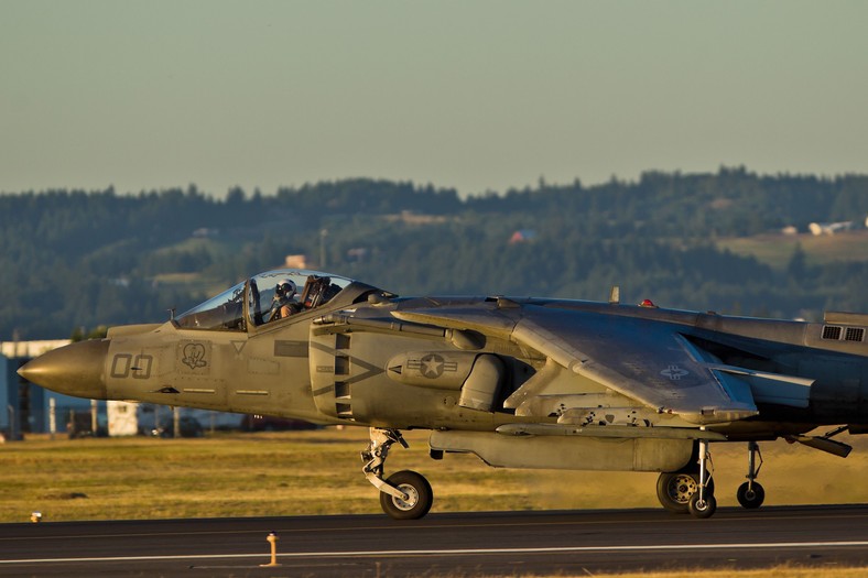 McDonnell Douglas AV-8B Harrier II