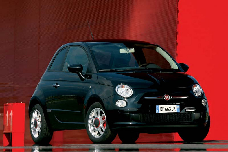 Fiat 500 obchodzi pierwsze urodziny