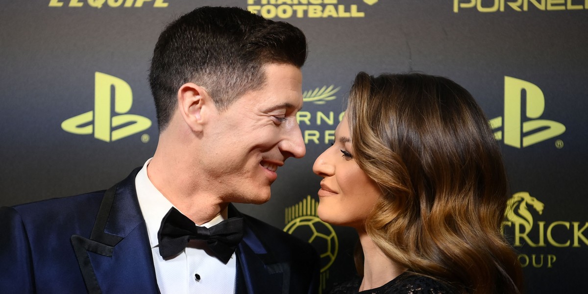 Robert Lewandowski i Anna Lewandowska na gali magazynu "France Football".