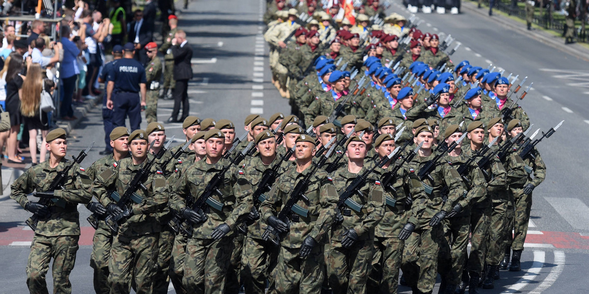 Już niedługo 15 sierpnia. Obchodzimy wtedy dwa święta, a co z pracą?