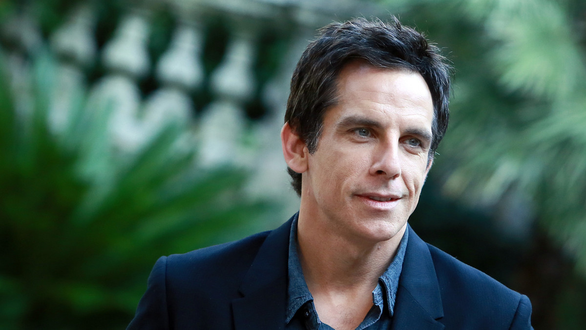 Ben Stiller wbiega do apartamentu hotelowego: postawa zasadnicza, wzrok morderczy. Jest gotów do ataku i ja też.