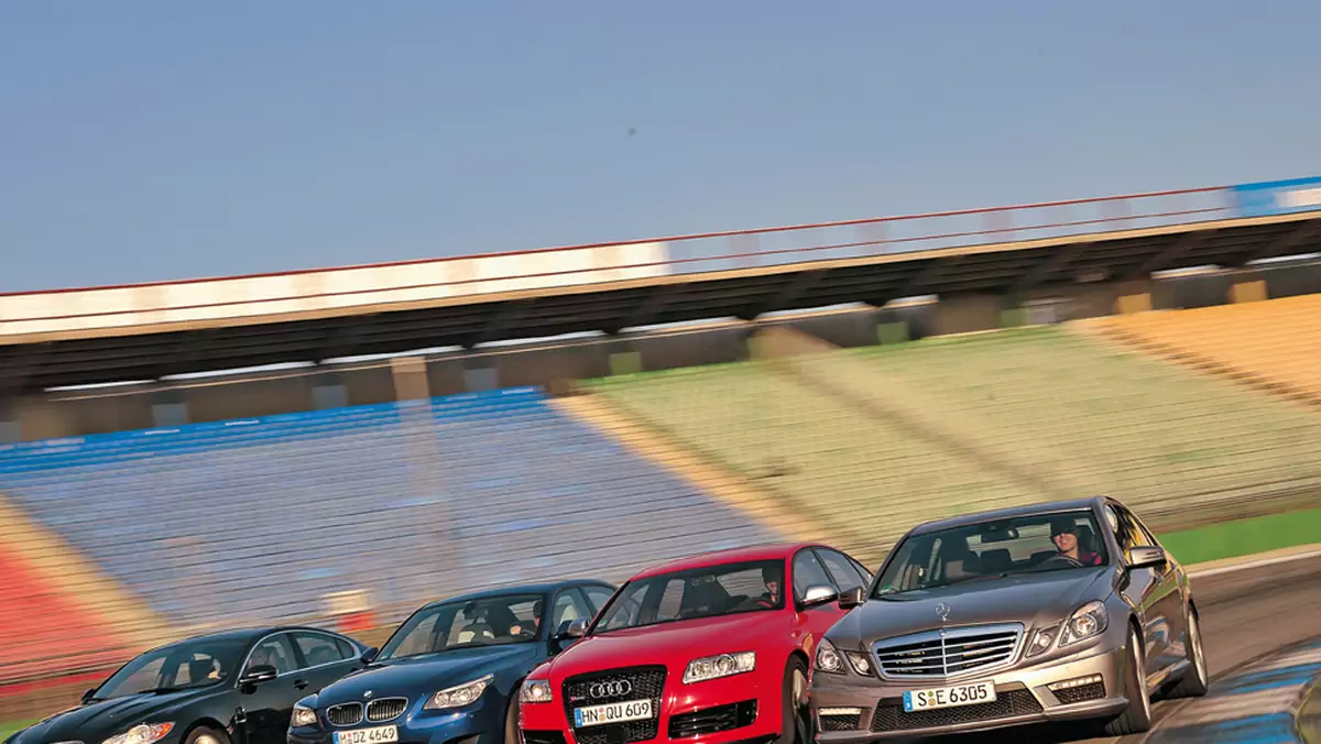 Audi RS6 kontra Mercedes E 63 AMG, BMW M5 i Jaguar XF - Rock'N'roll, czyli 2122 KM