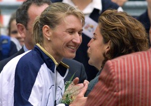 Bila je najbolja teniserka na svetu, sad nema para da prehrani decu i preti joj zatvor