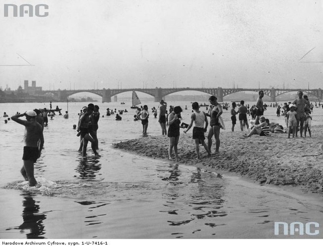 Warszawa. Plaża Braci Kozłowskich