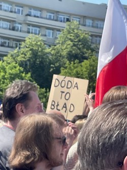 Marsz 4 czerwca. Tusk: Wszyscy mogą zobaczyć, ilu nas jest gotowych walczyć o wolność i demokrację