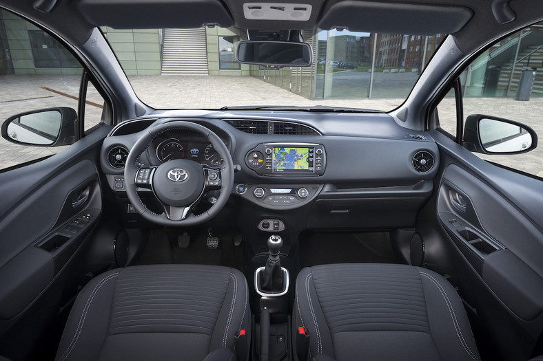 Toyota Yaris FL 1.5