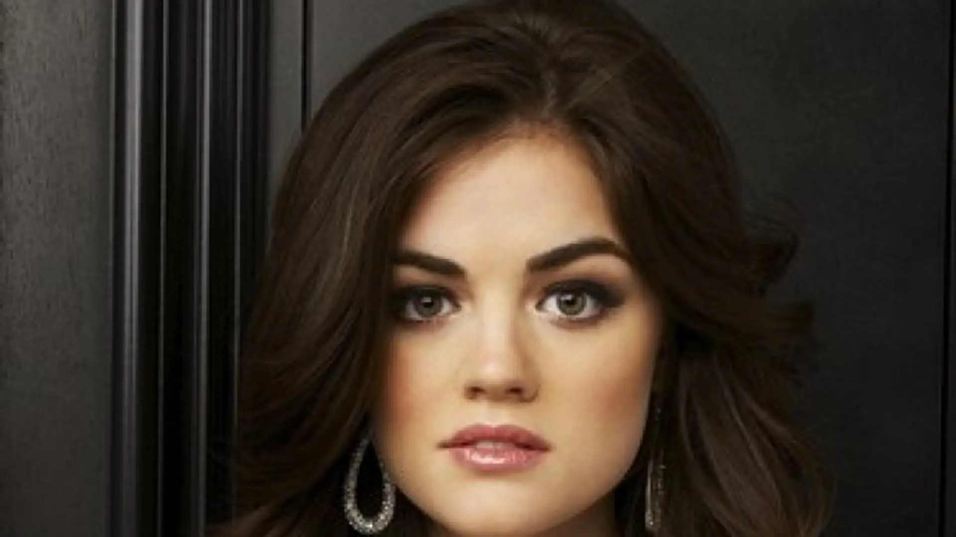 Lucy Hale - Albumy fanów