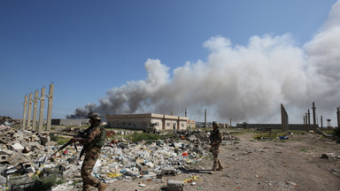 Eksplozje w pobliżu amerykańskich obiektów w Iraku. Spadł pocisk rakietowy