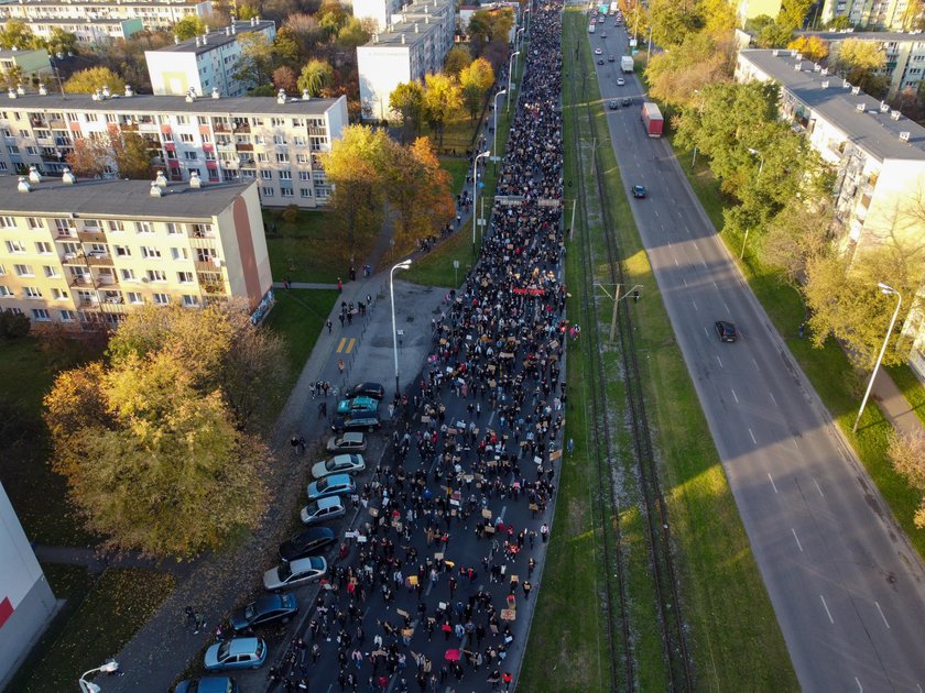 Rośnie temperatura emocji po orzeczeniu Trybunału, które delegalizuje przerywanie ciąży w przypadku uszkodzenia genetycznego 